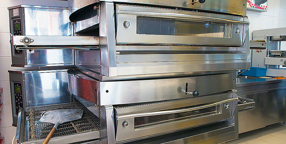 Choosing the Right Refrigerator Commercial Kitchen